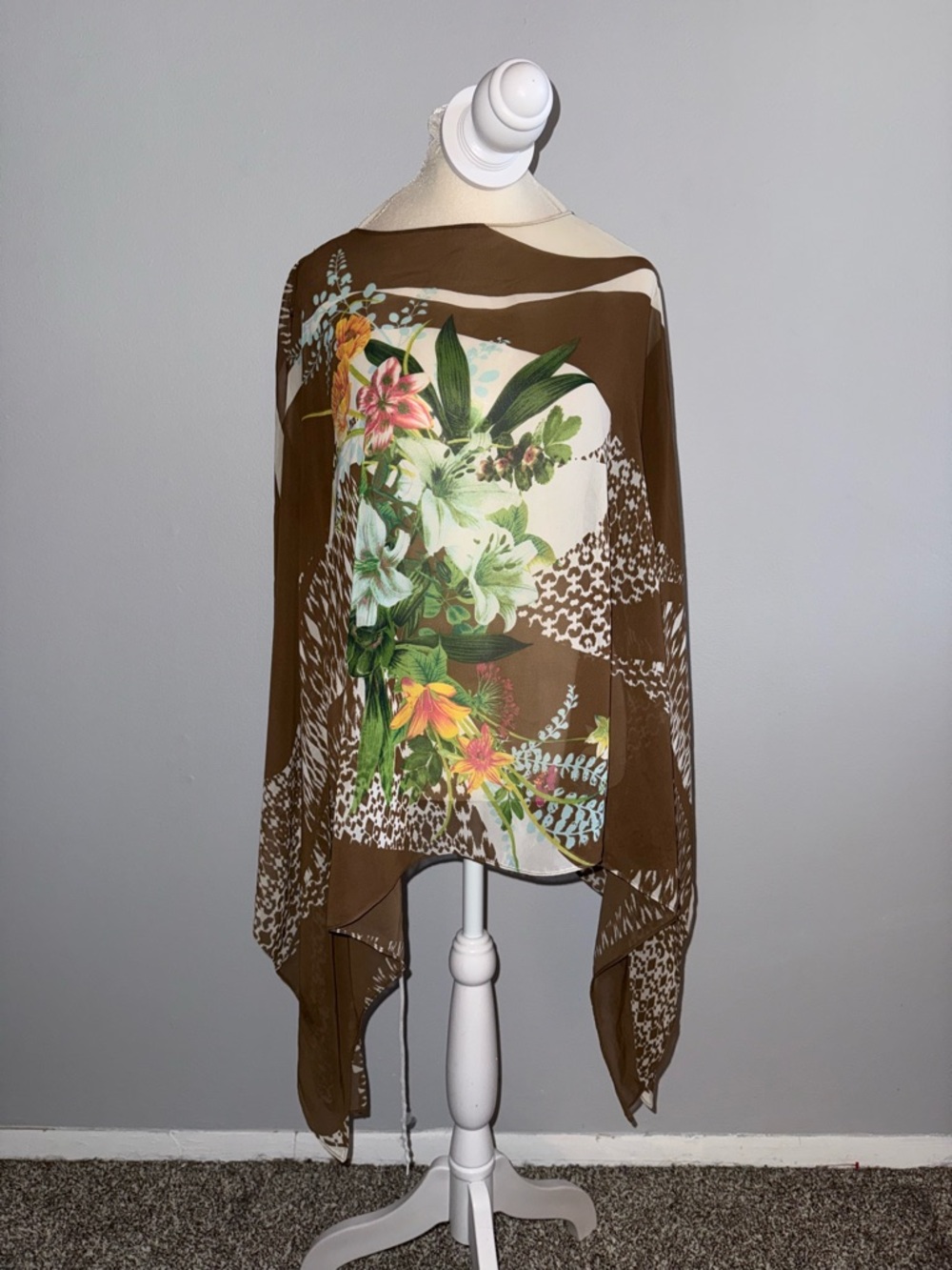 Simonton Says Floral Patchwork Lightweight Brown Poncho